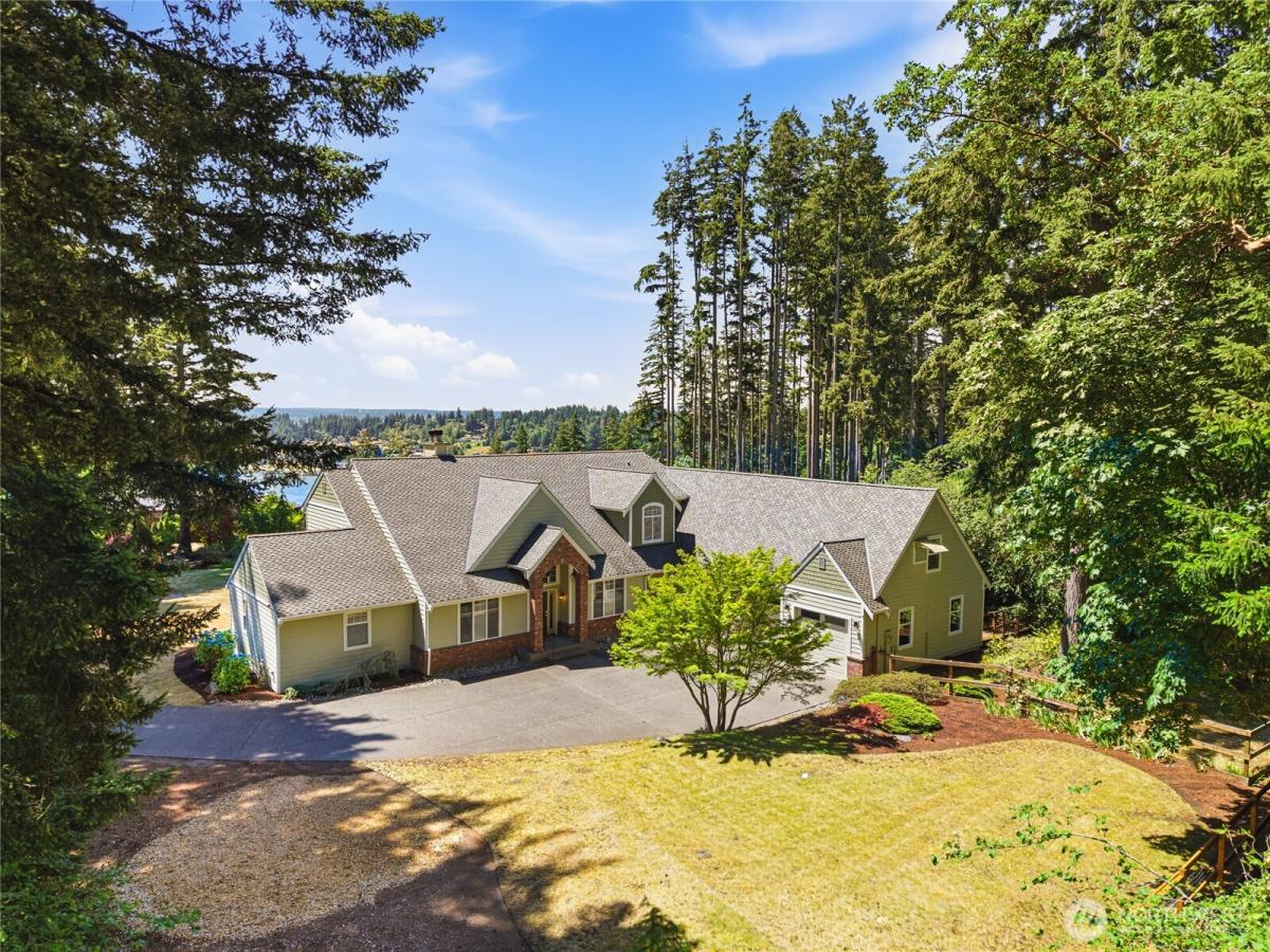 MLS #NWM2555274 image #0