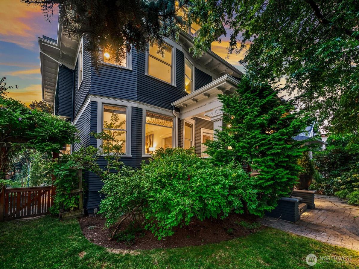 MLS #NWM2555291 image #0