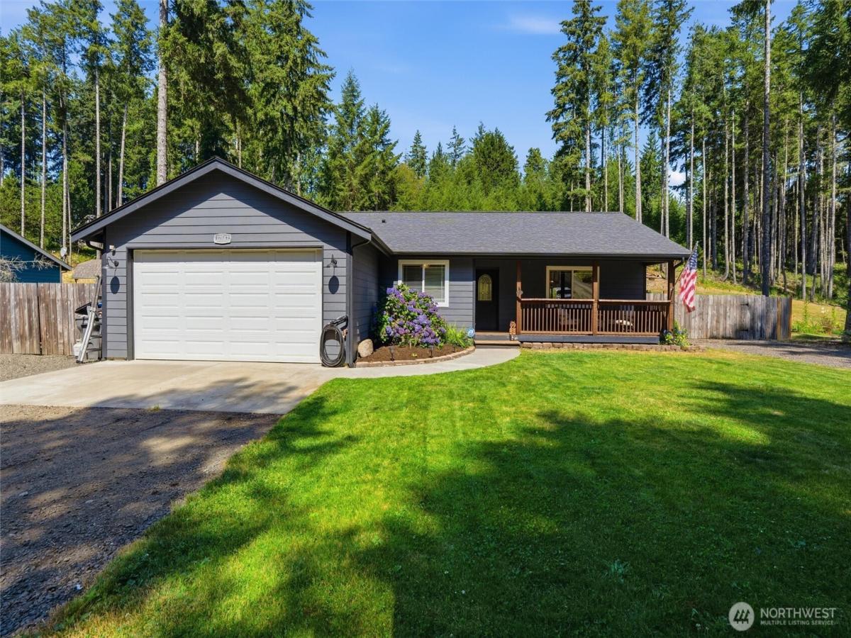 MLS #NWM2555447 image #0