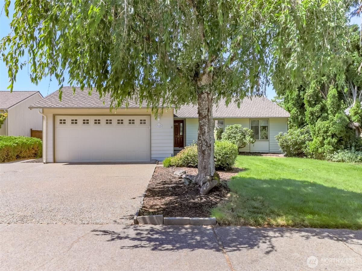 MLS #NWM2555510 image #0