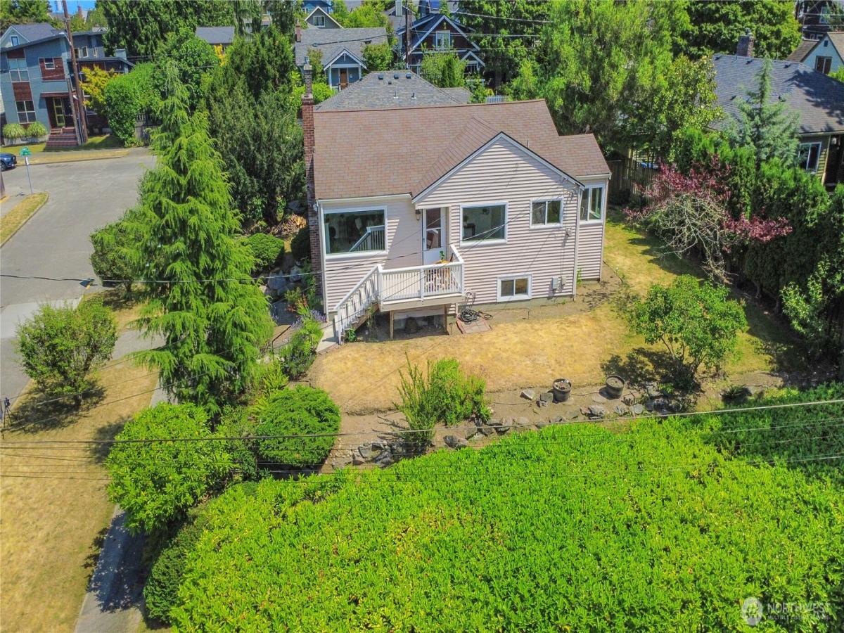 MLS #NWM2555534 image #0