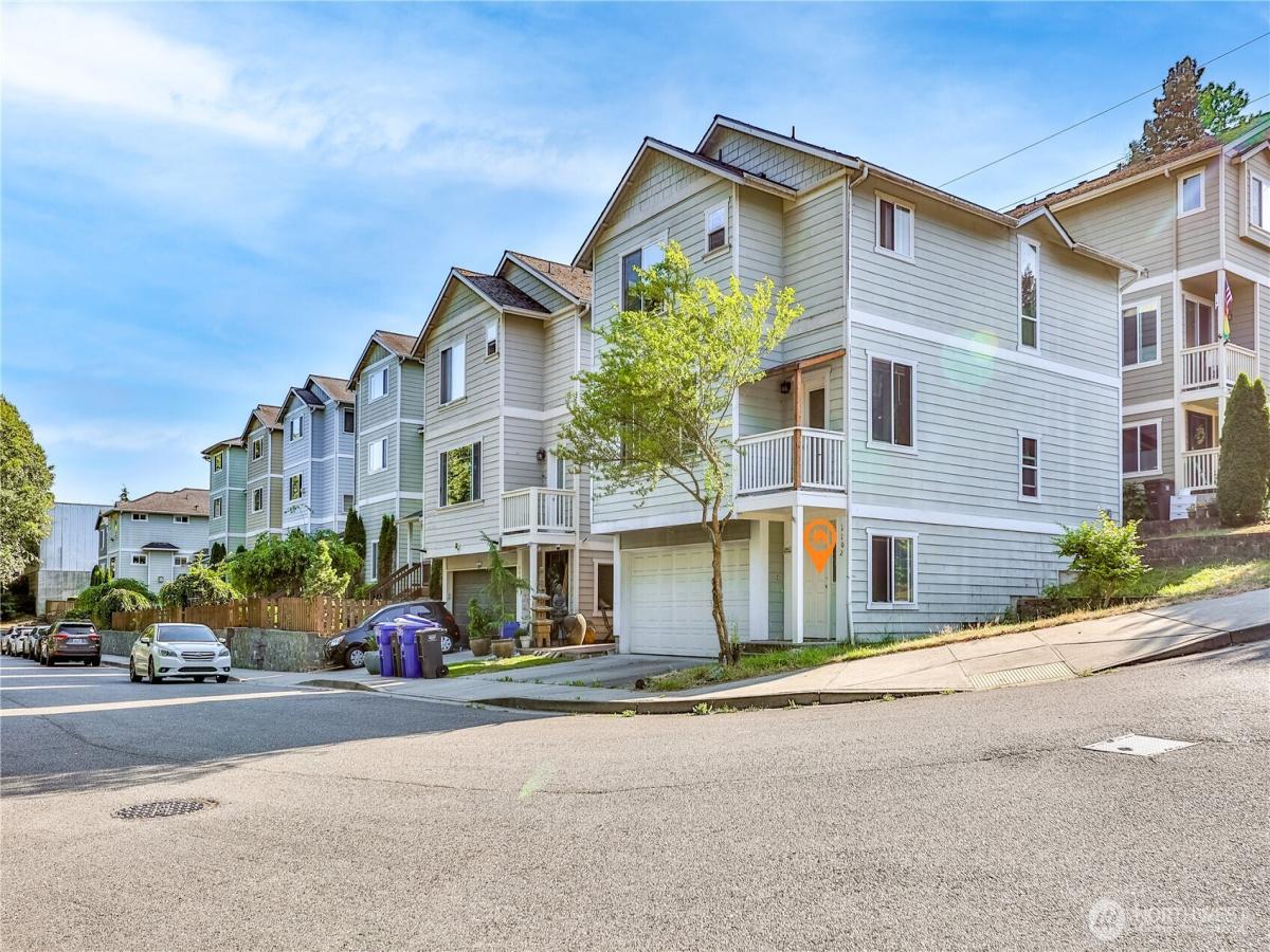 MLS #NWM2555595 image #0