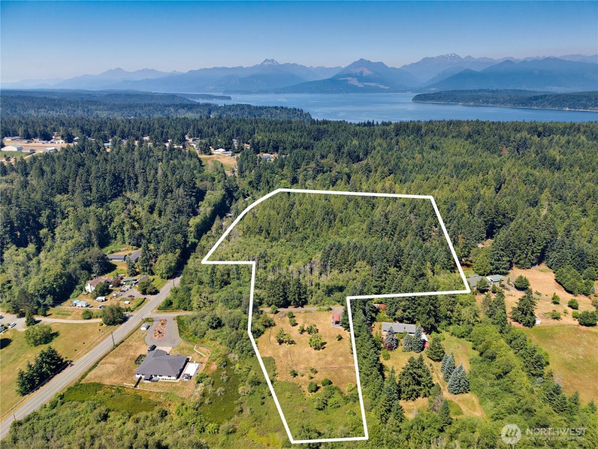 MLS #NWM2555641 image #0