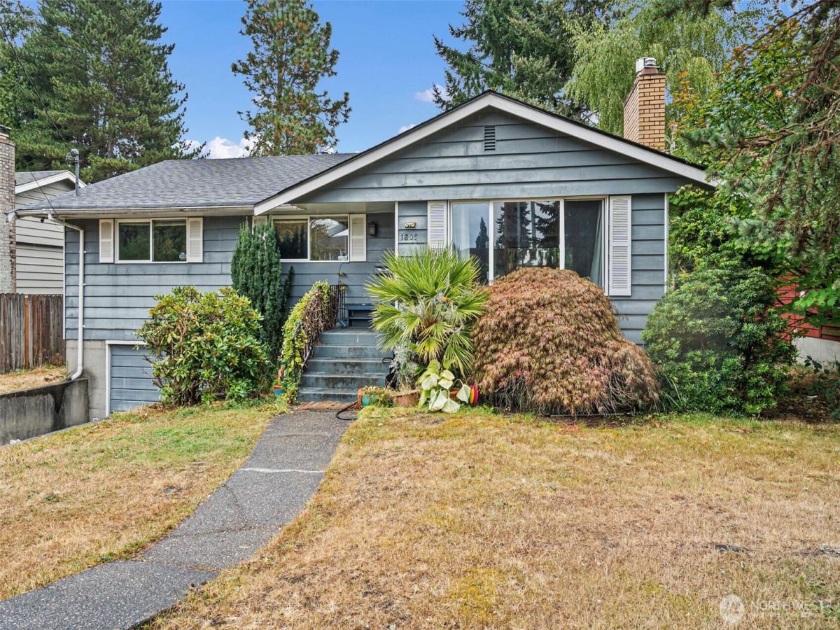 MLS #NWM2555706 image #0