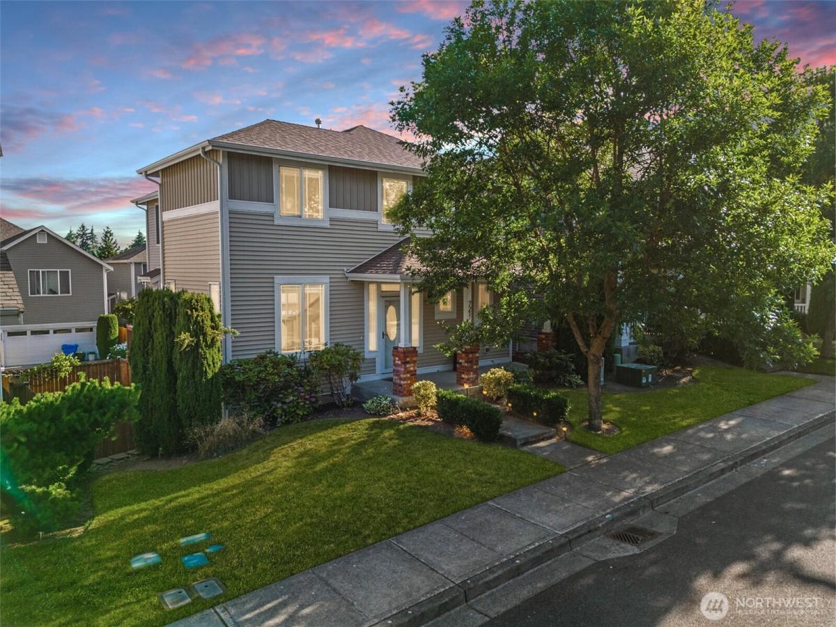 MLS #NWM2555739 image #0