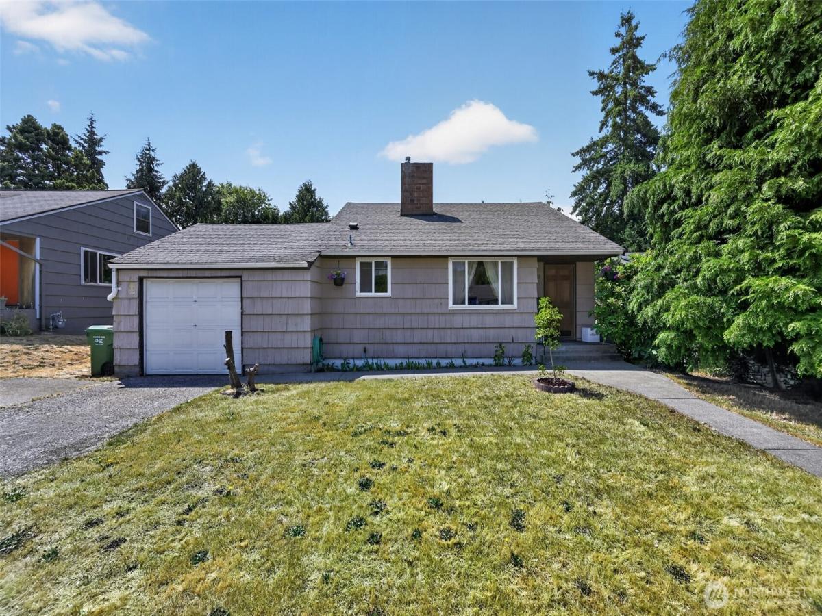 MLS #NWM2555849 image #0