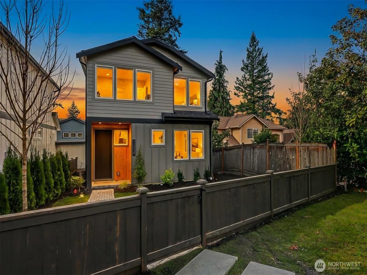 MLS #NWM2555955 image #0