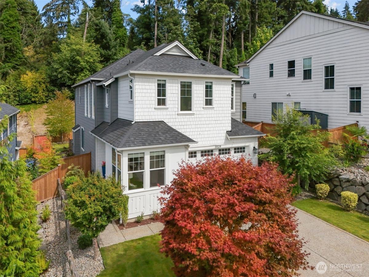 MLS #NWM2555971 image #0