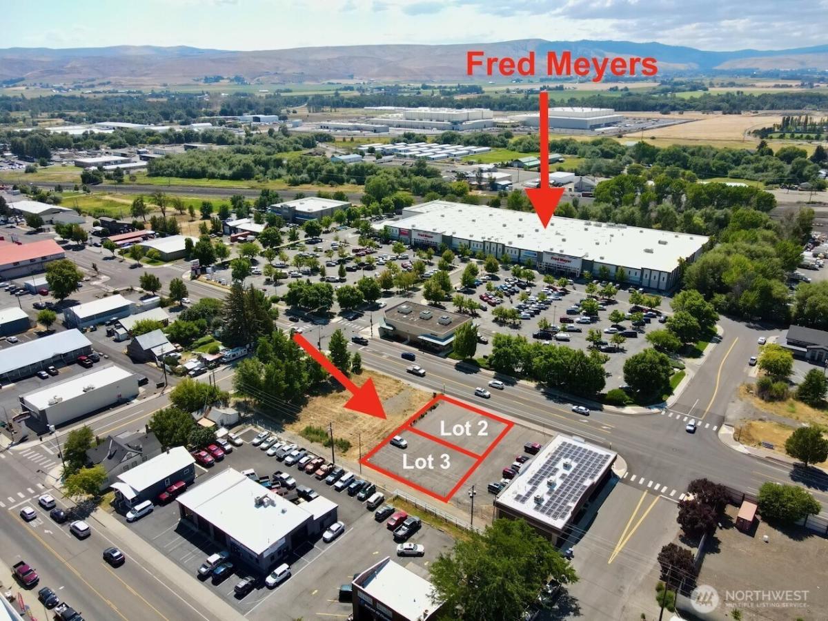 MLS #NWM2556112 image #0