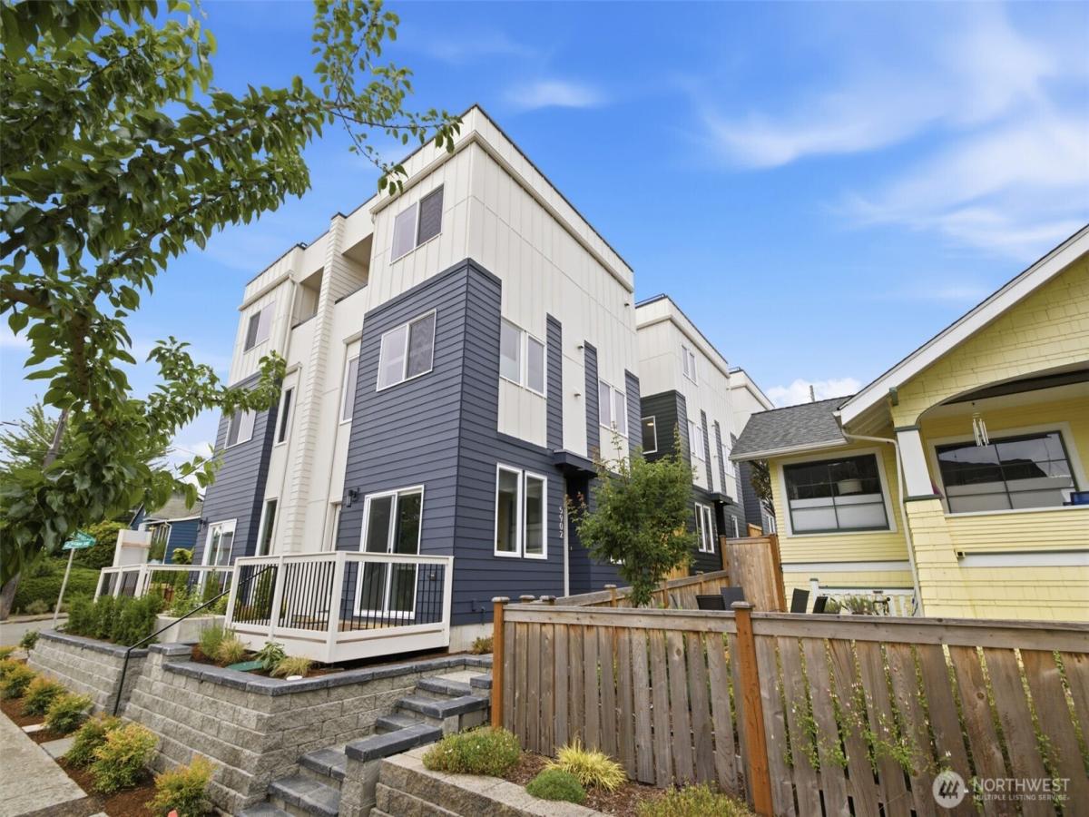 MLS #NWM2556174 image #0