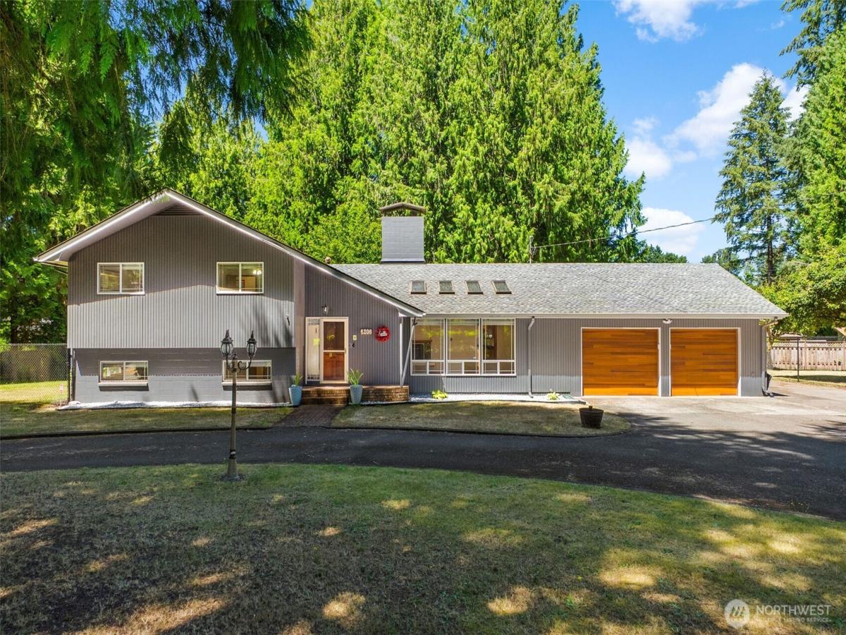 MLS #NWM2556249 image #0