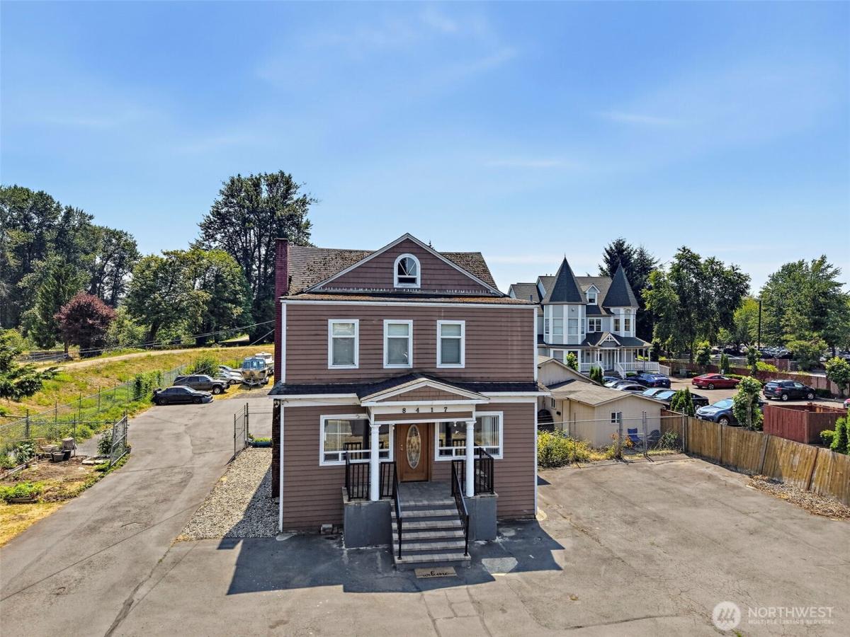 MLS #NWM2556354 image #0