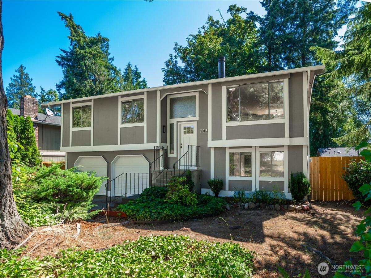 MLS #NWM2556364 image #0
