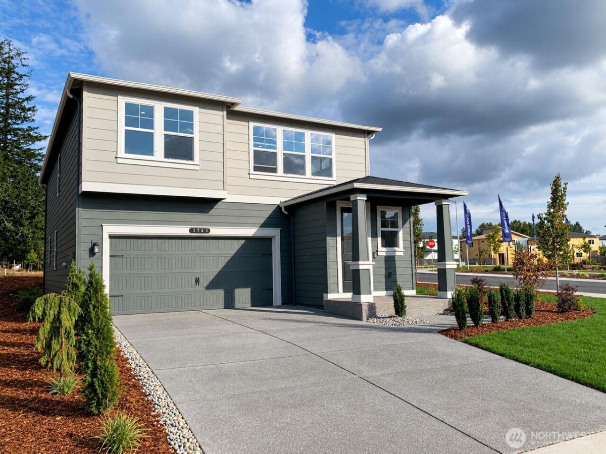MLS #NWM2556380 image #0