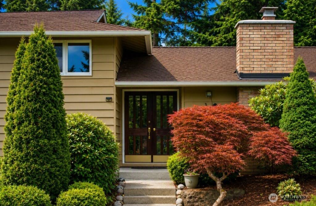 MLS #NWM2556504 image #0