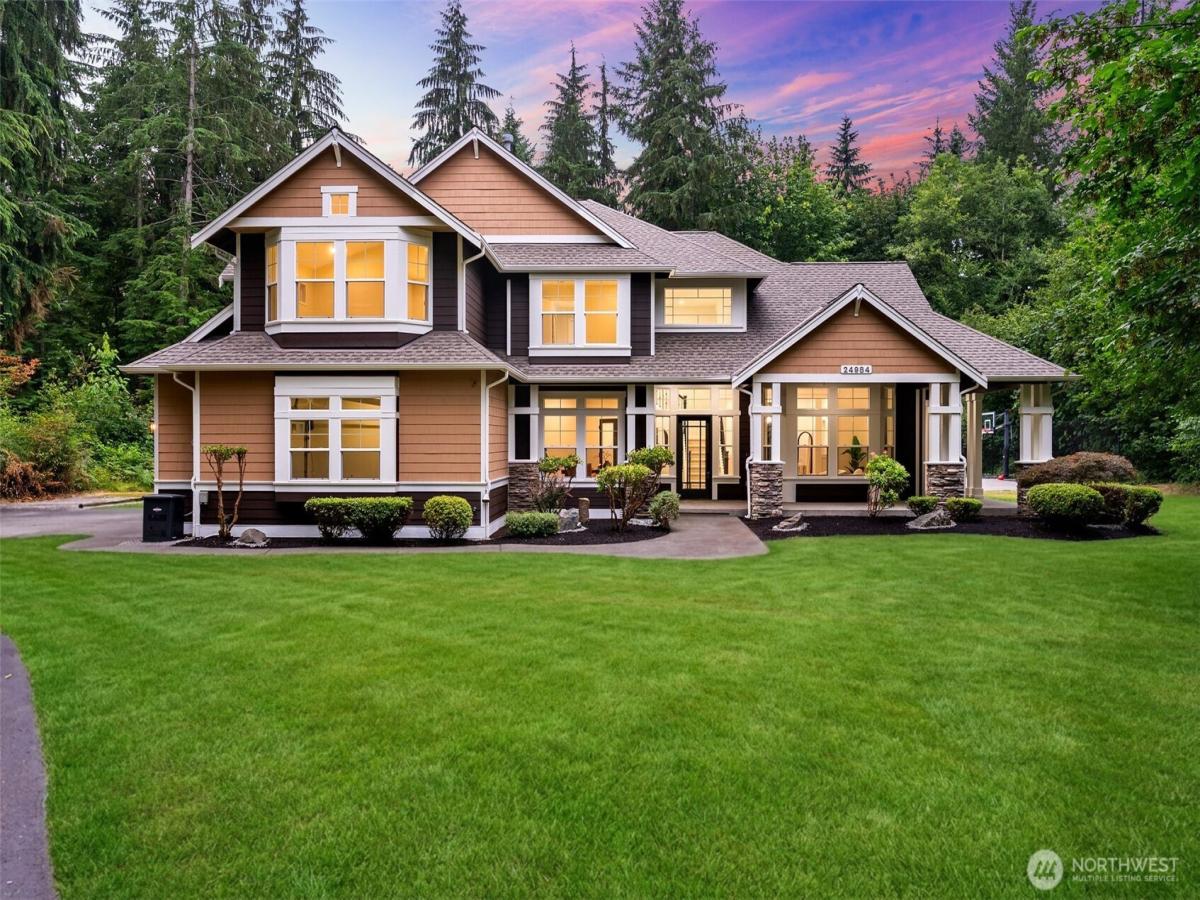 MLS #NWM2556684 image #0