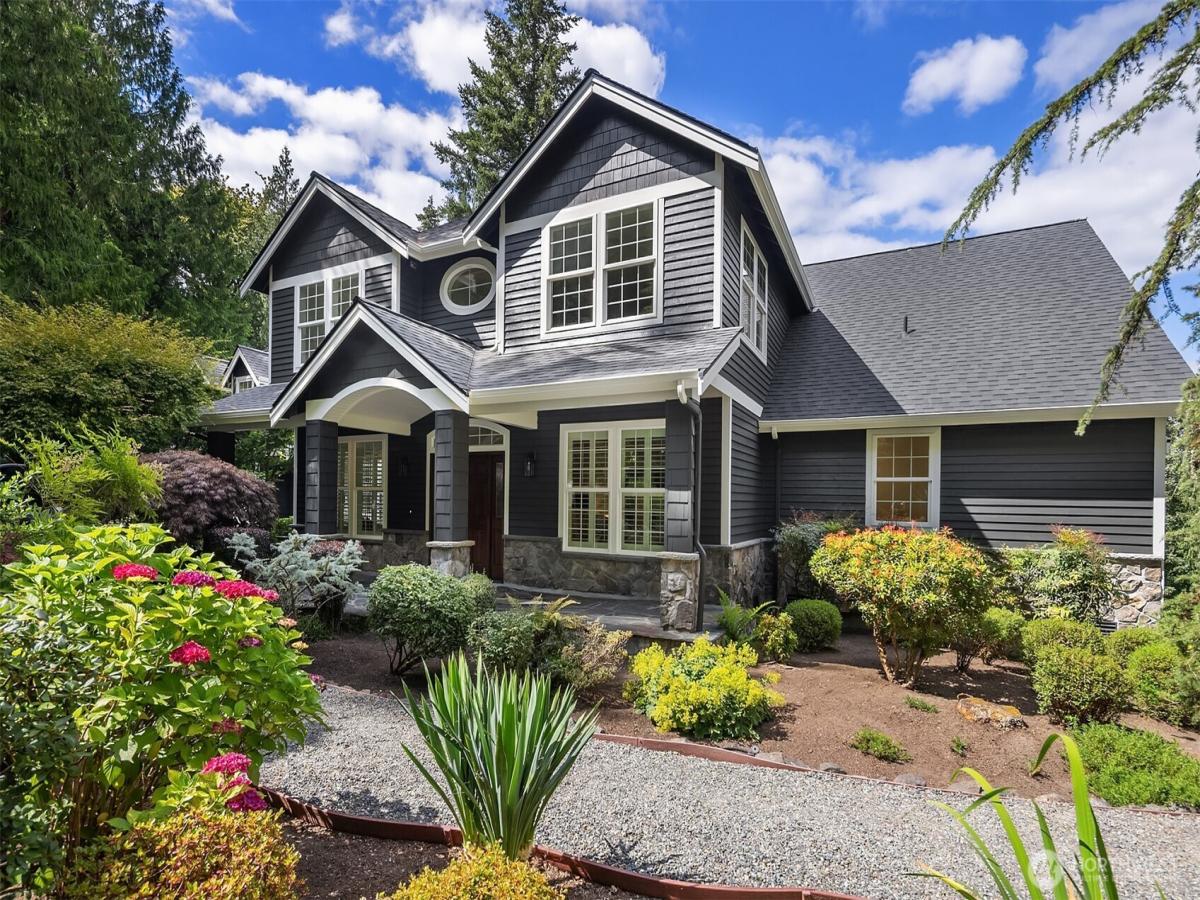 MLS #NWM2556880 image #0