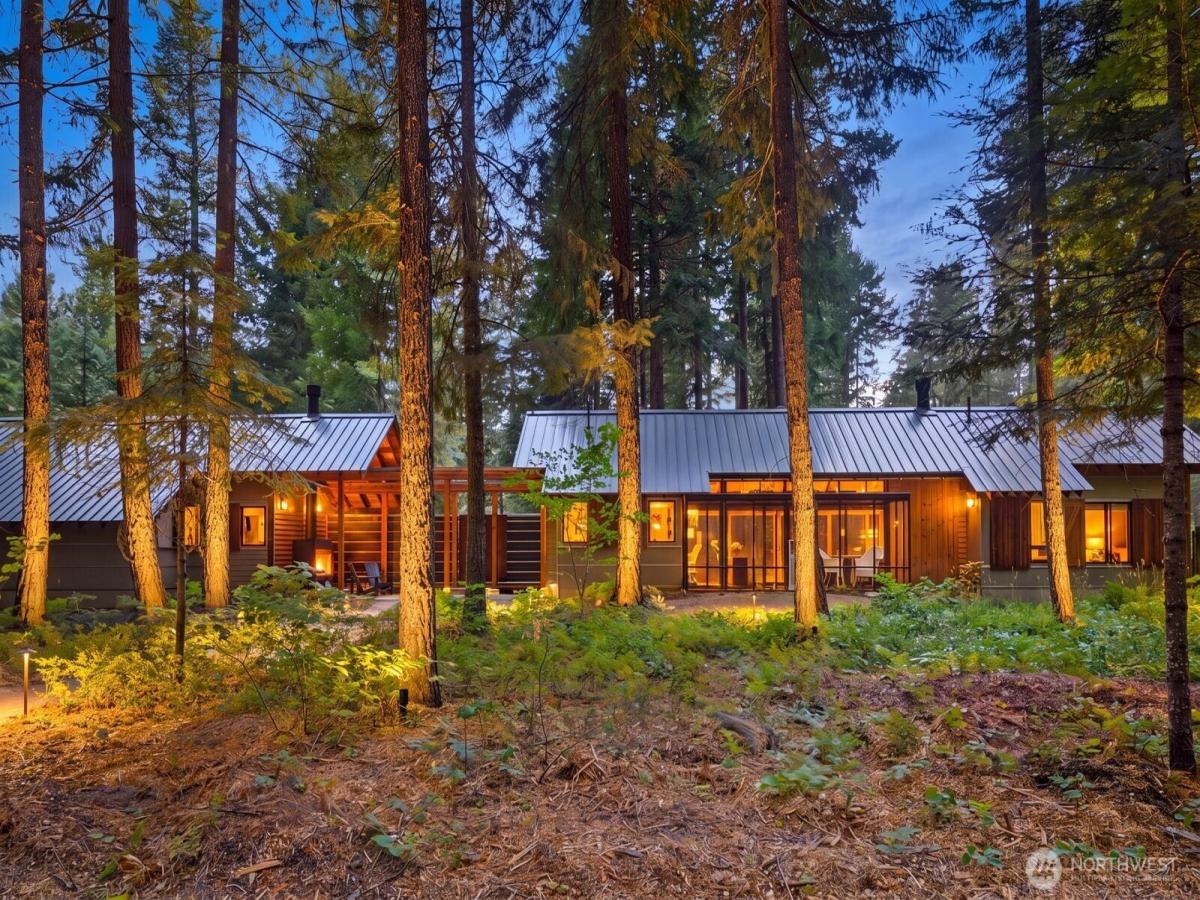 MLS #NWM2556993 image #0