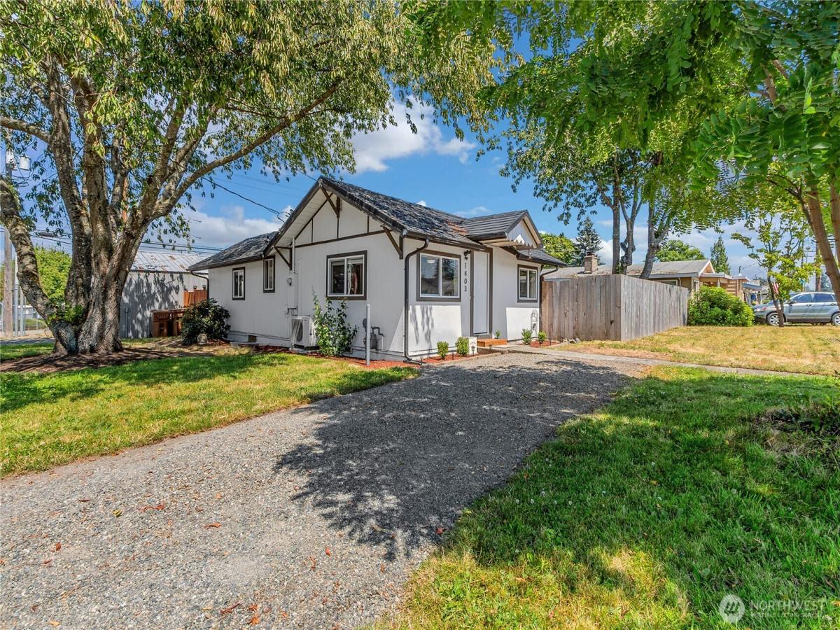 MLS #NWM2557152 image #0