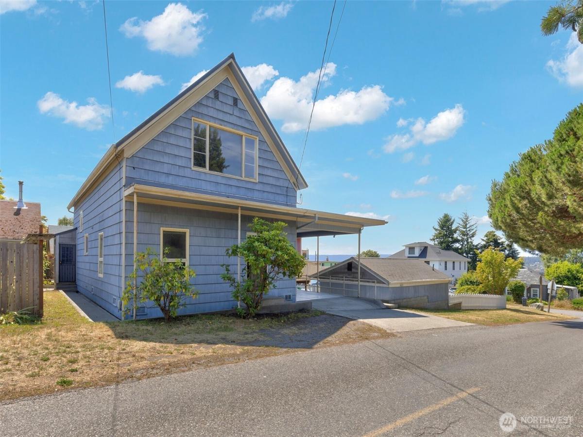 MLS #NWM2557731 image #0