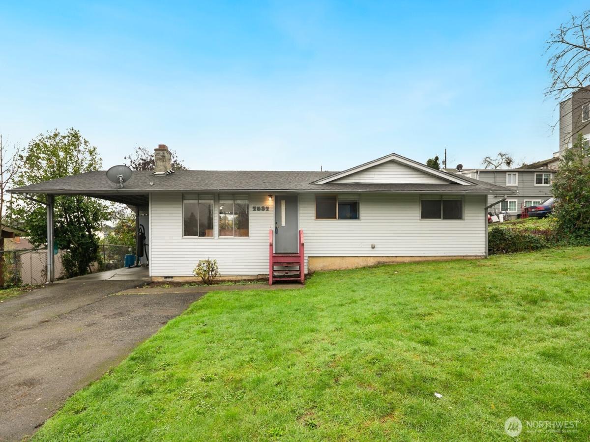 MLS #NWM2557742 image #0