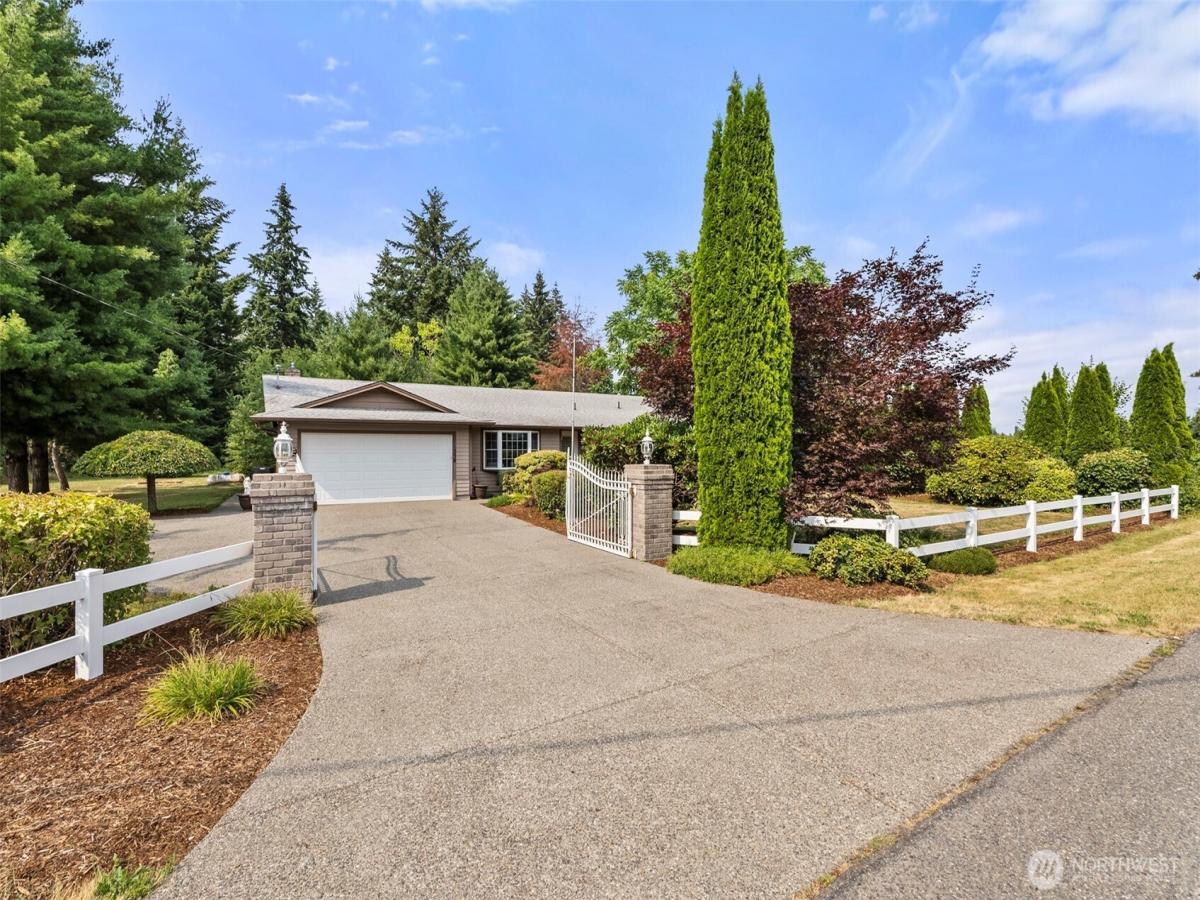 MLS #NWM2558084 image #0