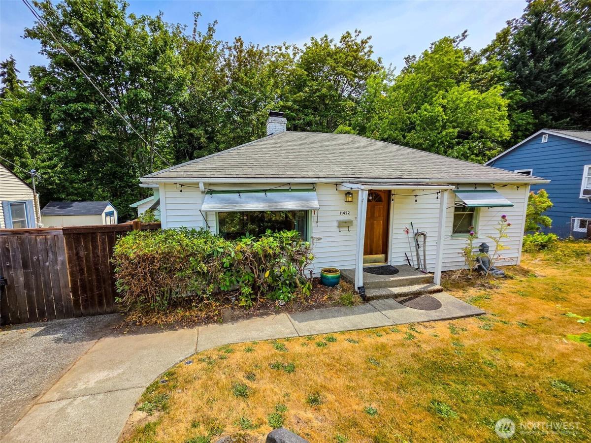MLS #NWM2558091 image #0