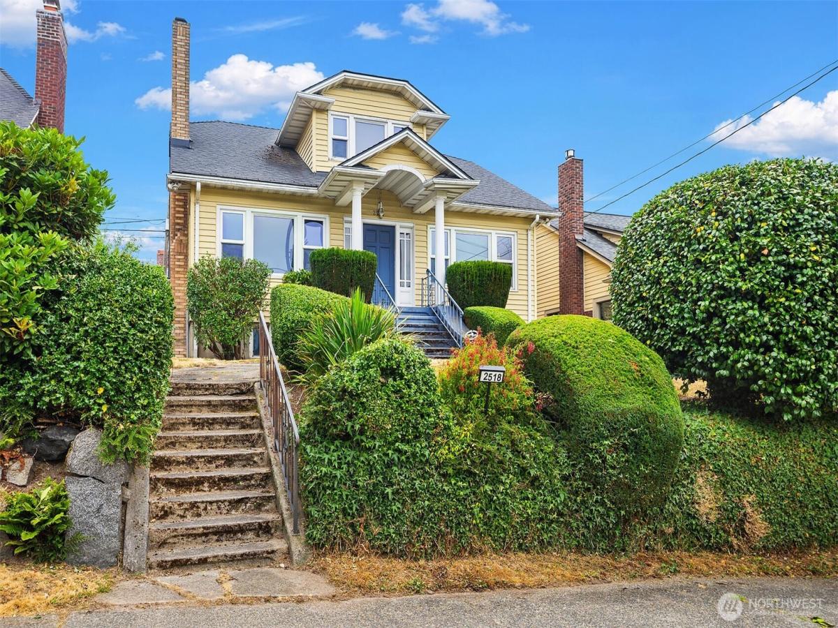 MLS #NWM2558300 image #0