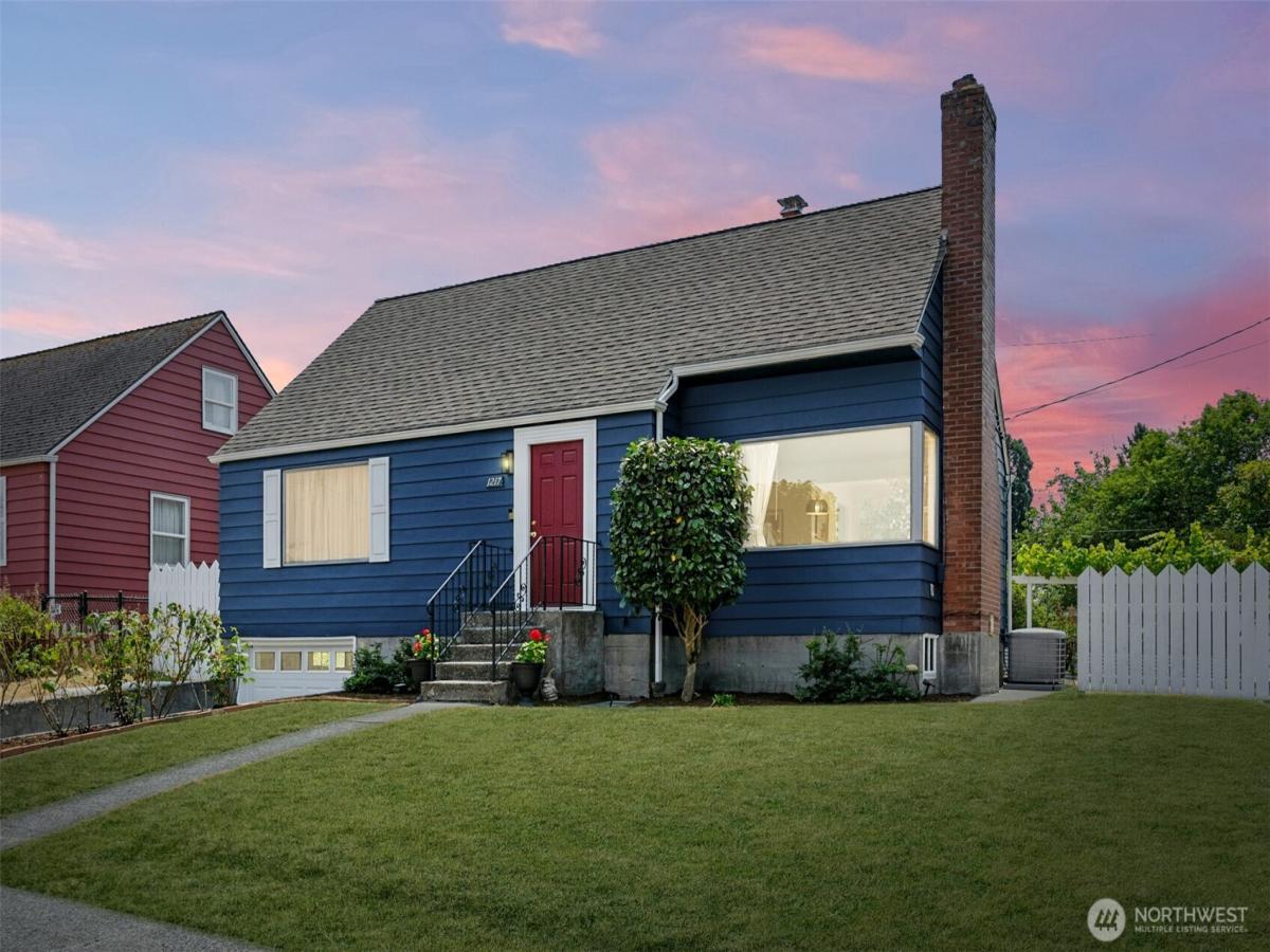 MLS #NWM2558385 image #0