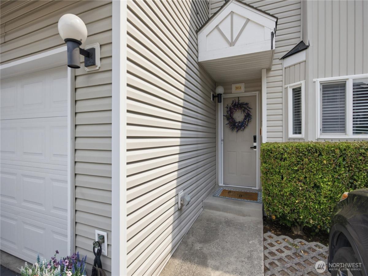 MLS #NWM2558400 image #0