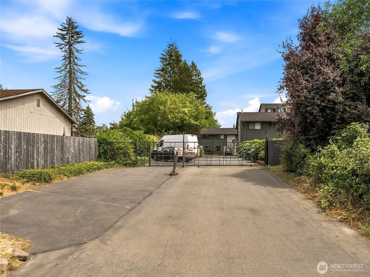 MLS #NWM2558460 image #0