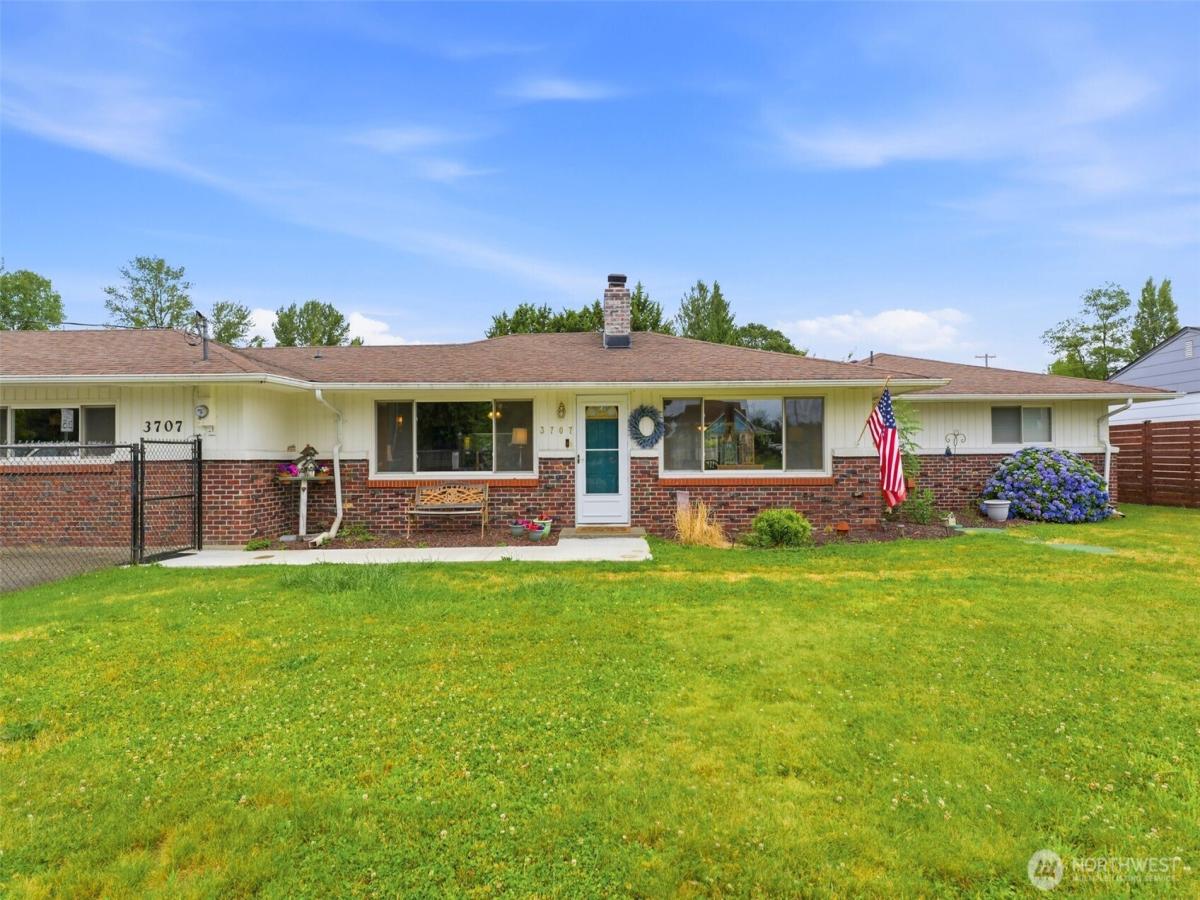 MLS #NWM2558495 image #0