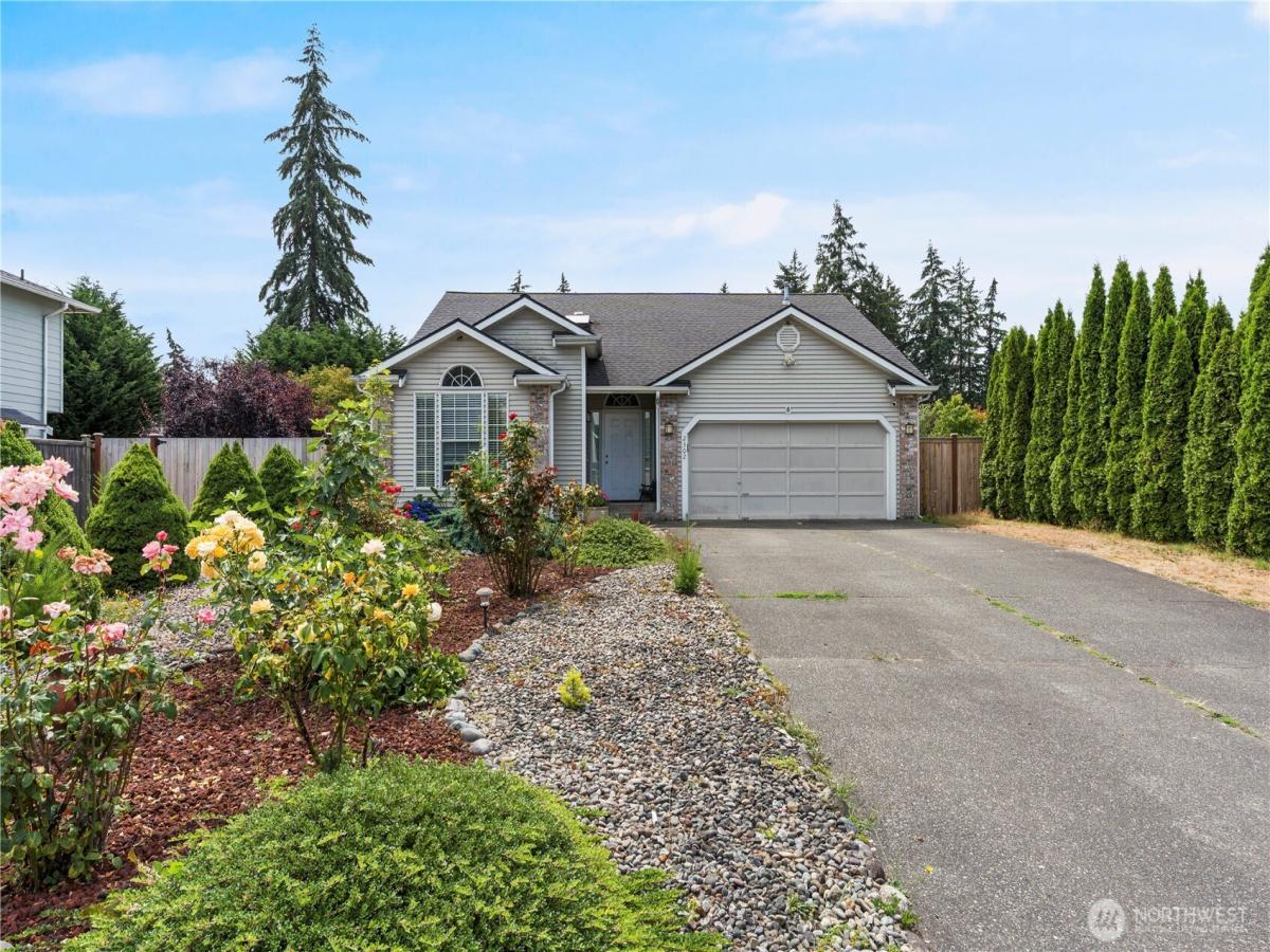 MLS #NWM2558507 image #0