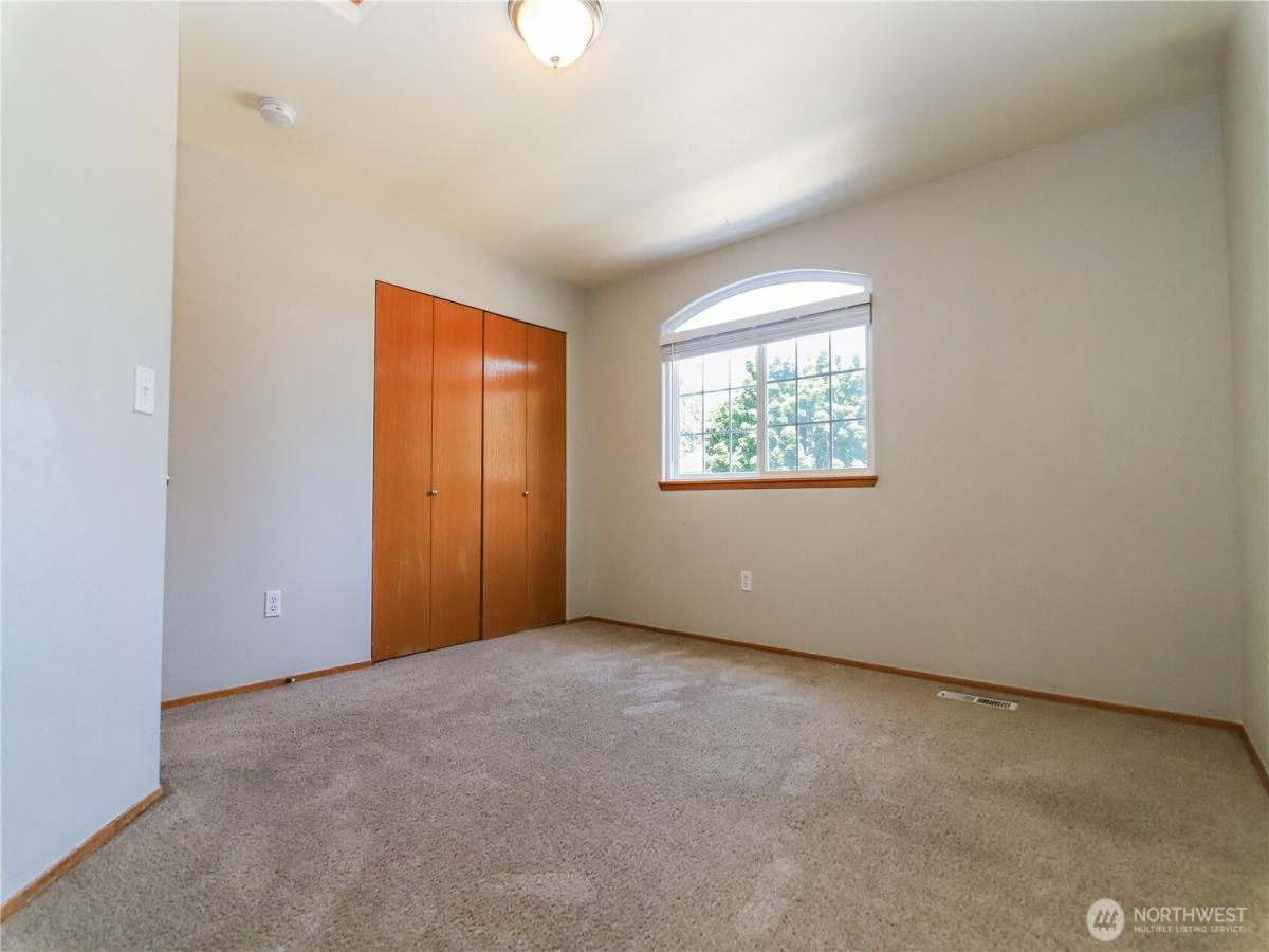 MLS #NWM2558667 image #0