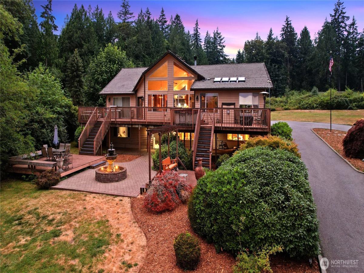 MLS #NWM2558865 image #0