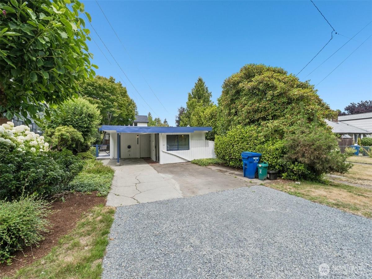 MLS #NWM2558925 image #0