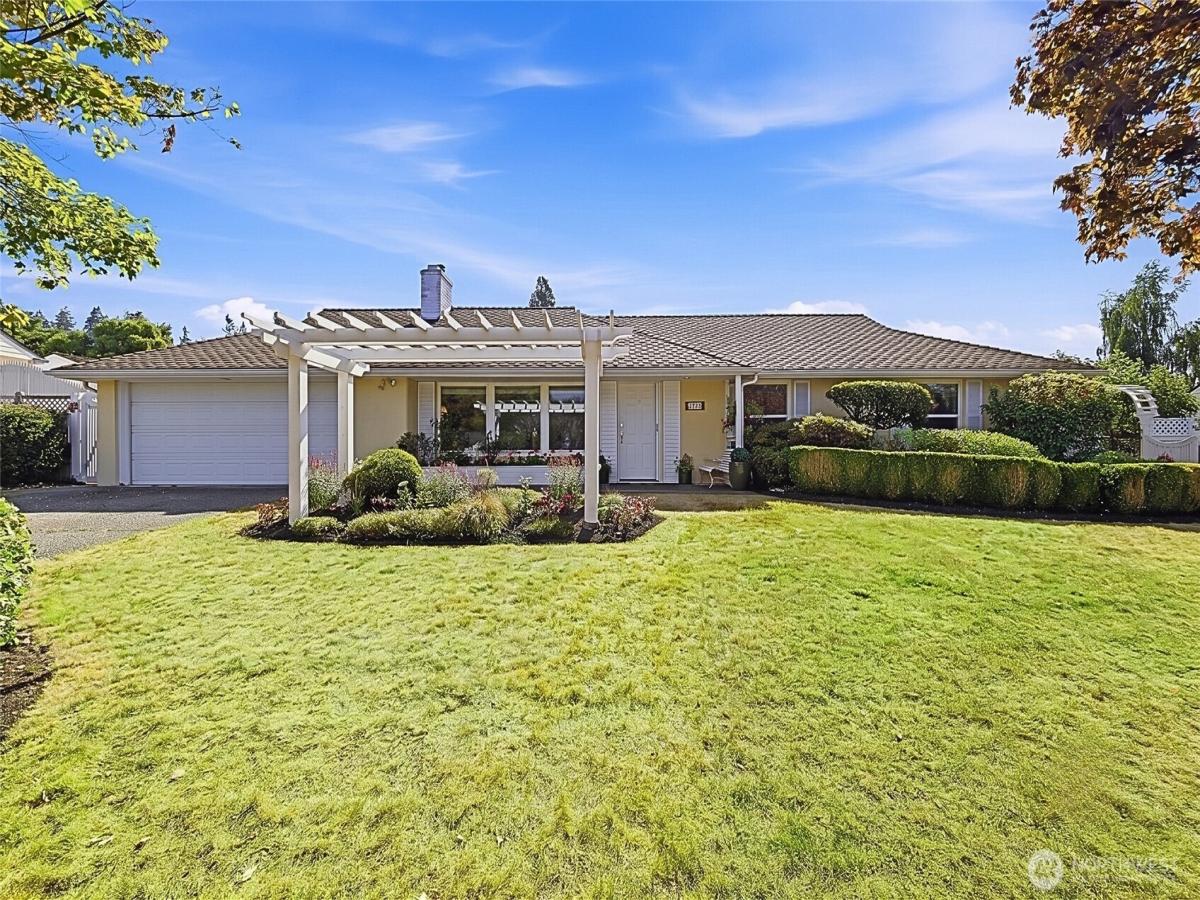 MLS #NWM2558937 image #0