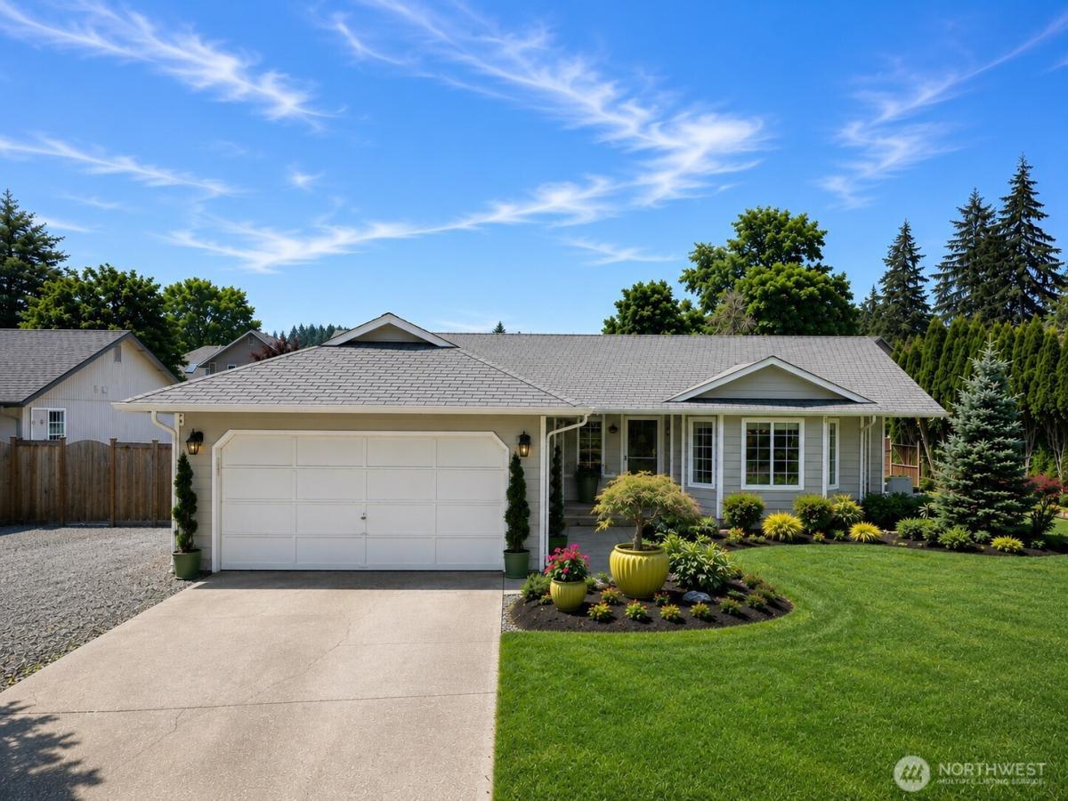 MLS #NWM2559206 image #0