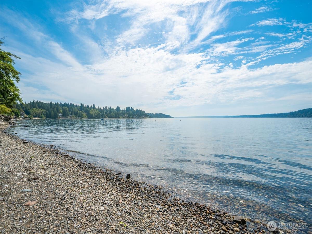 MLS #NWM2559238 image #0