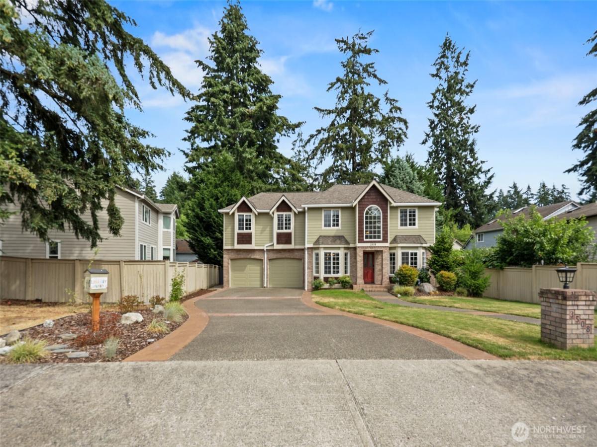 MLS #NWM2559494 image #0