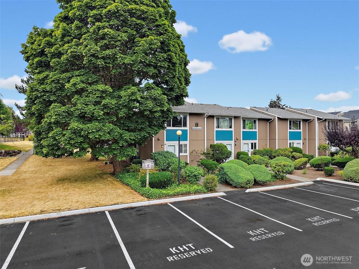 MLS #NWM2559620 image #0