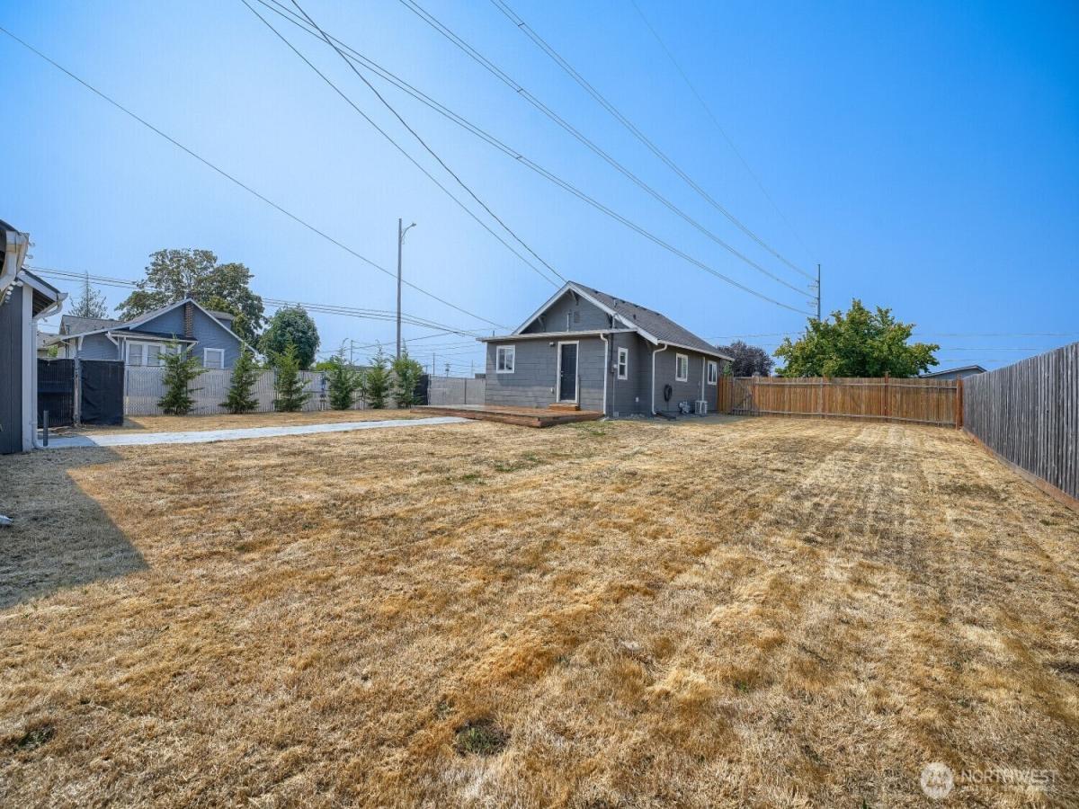 MLS #NWM2559655 image #0
