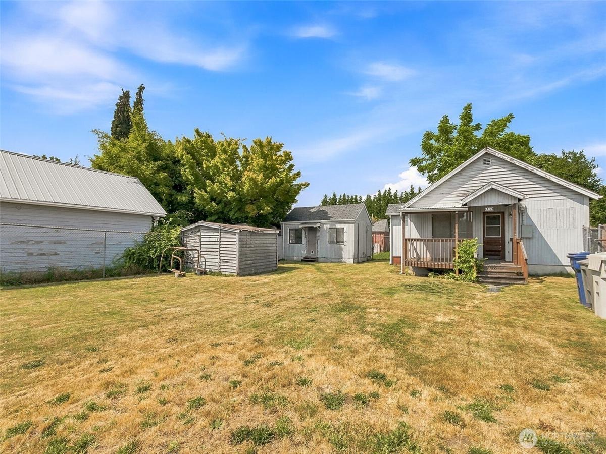 MLS #NWM2559730 image #0