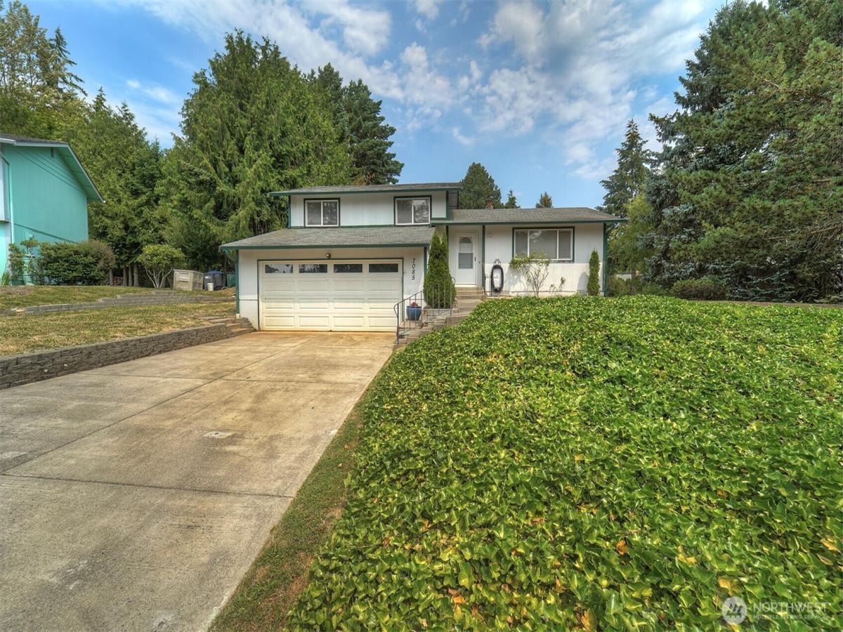 MLS #NWM2559935 image #0
