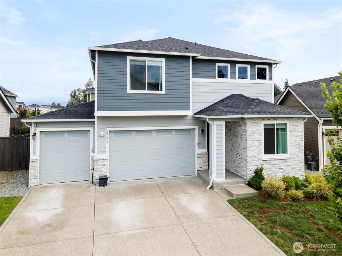 MLS #NWM2560579 image #0