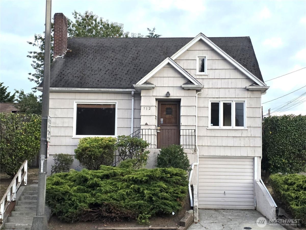MLS #NWM2560659 image #0