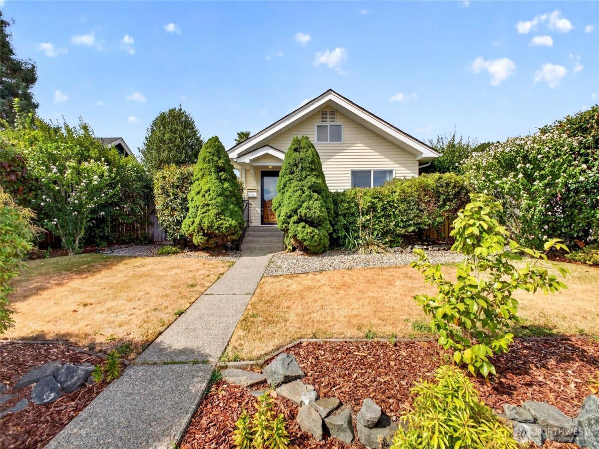 MLS #NWM2560866 image #0