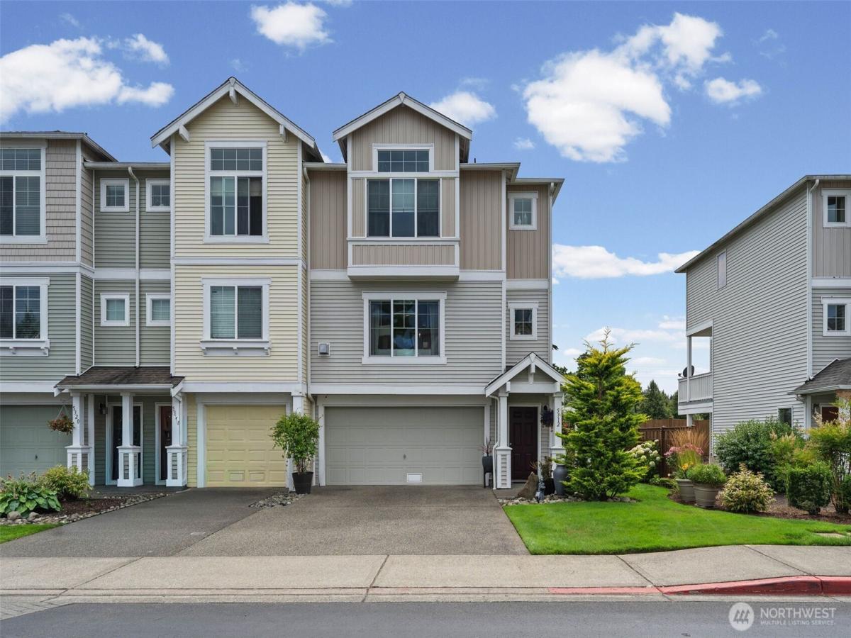 MLS #NWM2560945 image #0