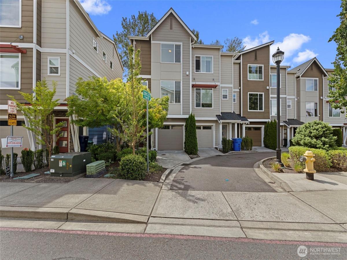 MLS #NWM2561034 image #0
