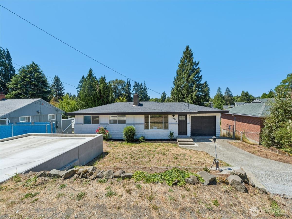 MLS #NWM2561054 image #0